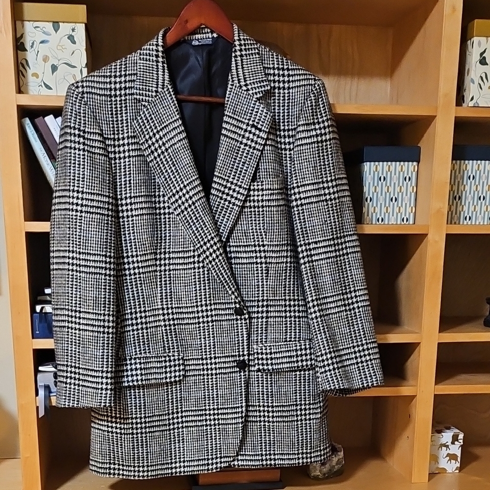 Classic Burberrys' Checkered Blazer